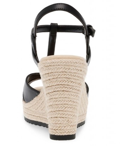 Women's Waves Wedge Sandal PD01 $44.55 Shoes