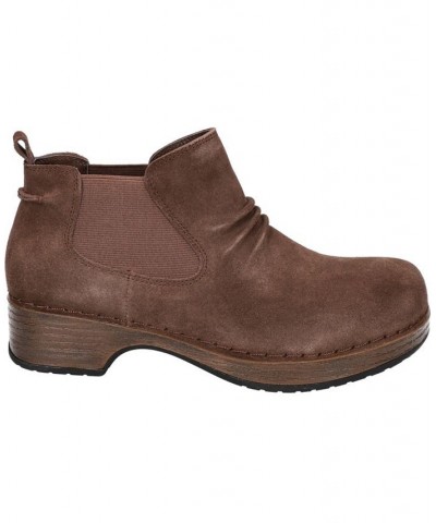 Women's Sure thing Slip Resistant Chelsea Boots Brown $37.79 Shoes