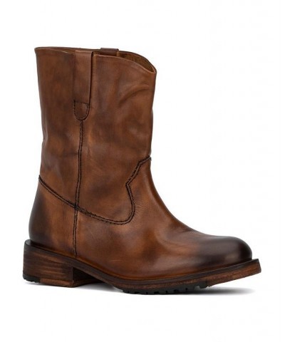 Women's Alaina Boot Brown $39.90 Shoes