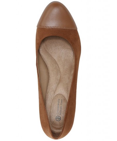 Vincentt Wedge Pumps Brown $38.49 Shoes